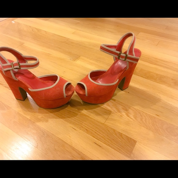 Cooperative Shoes - 🎃🎃60’s/70’s retro Orange suede platforms size 9